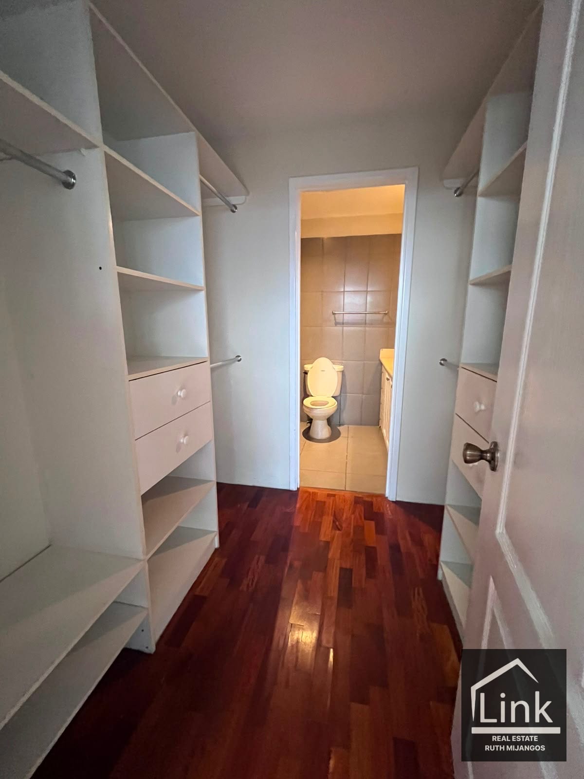 Precioso Apartamento en RENTA zona 14 — Apartamento en Alquiler en Santorini, Zona 14, Guatemala, Ciudad — foto 11 de 15