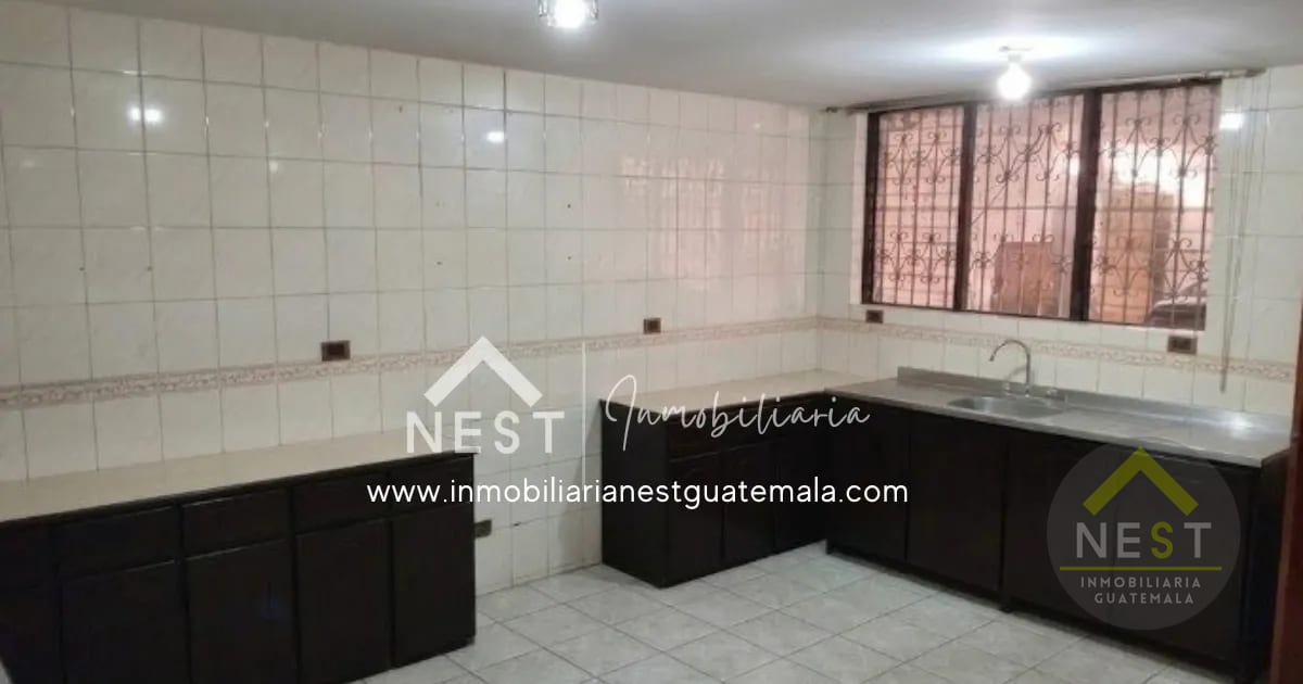 Casa comercial en Renta | Jardines de la Asunción, Zona 5 - Fuera de Garita — Casa en Alquiler en Jardines de La Asunción, Zona 5, Guatemala, Ciudad — foto 2 de 12