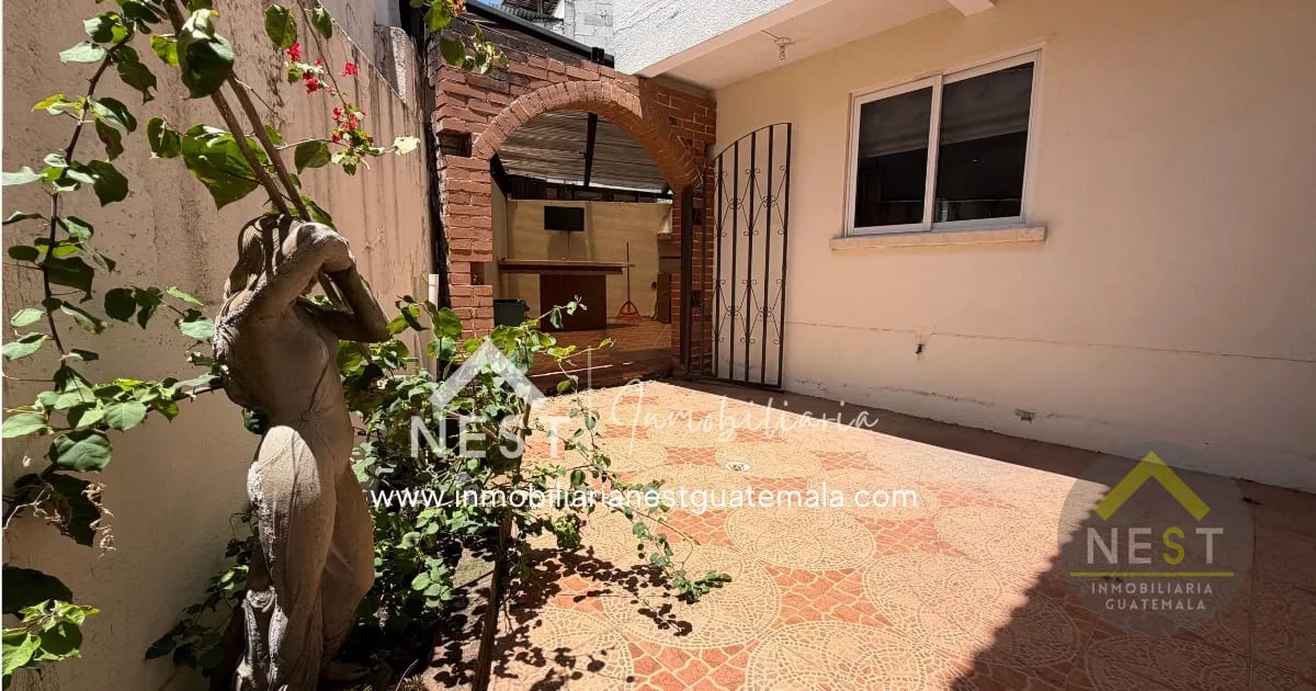 Amplia casa en Venta de 4 habitaciones y 5 parqueos | San Cristóbal — Casa en Venta en Zona 8 Mixco, Guatemala, Ciudad — foto 6 de 17