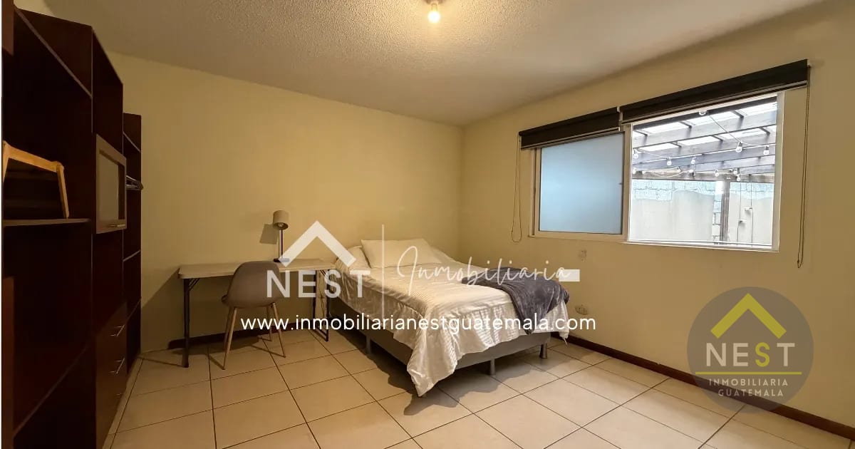 Amplia casa en Venta de 4 habitaciones y 5 parqueos | San Cristóbal — Casa en Venta en Zona 8 Mixco, Guatemala, Ciudad — foto 14 de 17