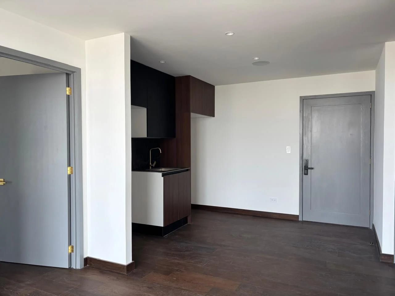 Apartamento en Venta ATARAH, zona 10 — Apartamento en Venta en Zona 10, Guatemala, Ciudad — foto 2 de 7