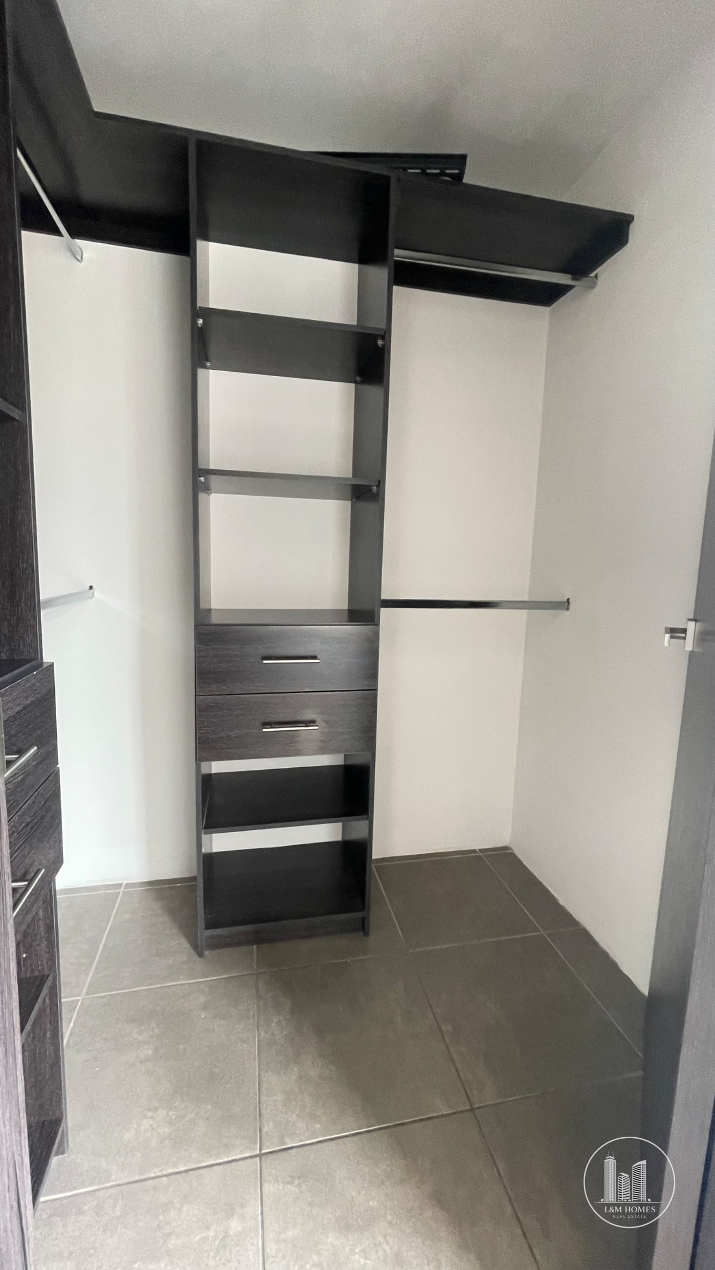 Apartamento zona 15 VH 1 - 5