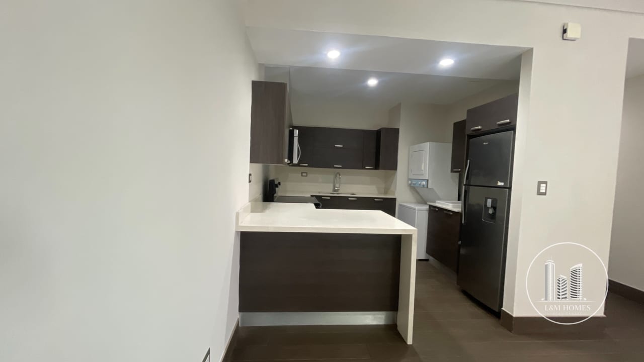 Apartamento Tipo Estudio zona 10 — Apartamento en Alquiler en Zona 10, Guatemala, Ciudad — foto 2 de 6