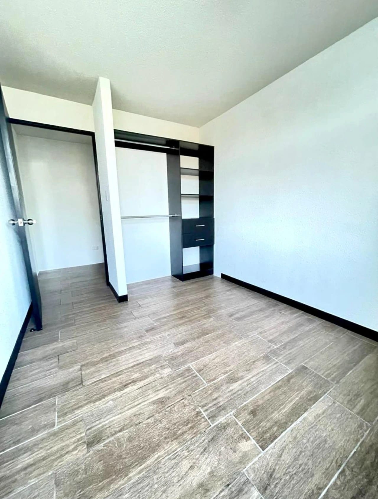 Rento Apartamento — Apartamento en Alquiler en Santa Catarina Pinula, Guatemala, Ciudad — foto 9 de 12