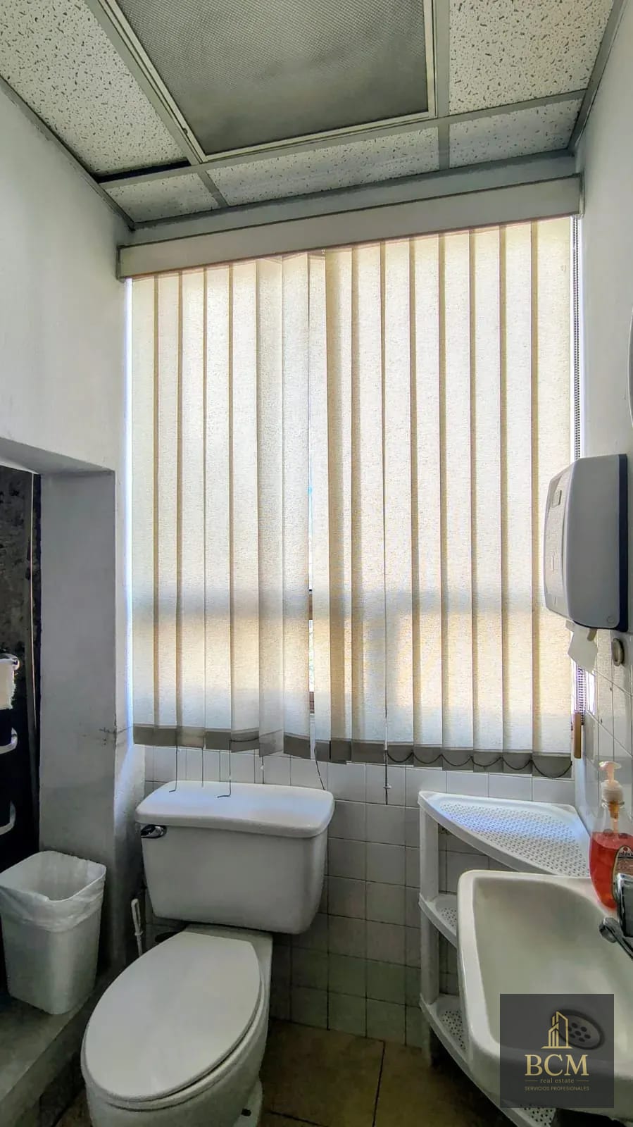 Clínica en Renta z. 10 — Clínica en Alquiler en Zona 10, Guatemala, Ciudad — foto 9 de 10