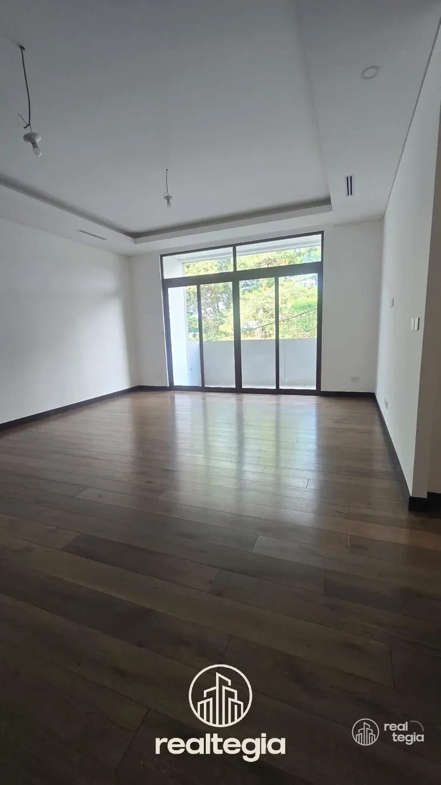 APARTAMENTO EN RENTA OLMOS DE CAYALÁ ZONA 16 — Apartamento en Venta en Zona 16, Guatemala, Ciudad — foto 2 de 8