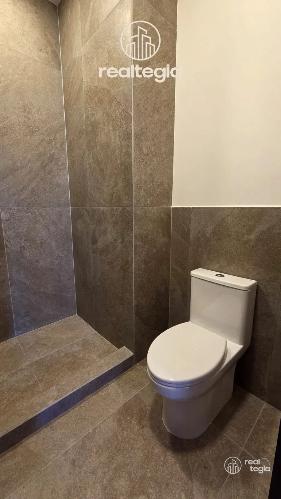 Penthouse Nogales de Cayalá Zona 16 — Apartamento en Alquiler en Zona 16, Guatemala, Ciudad — foto 10 de 16