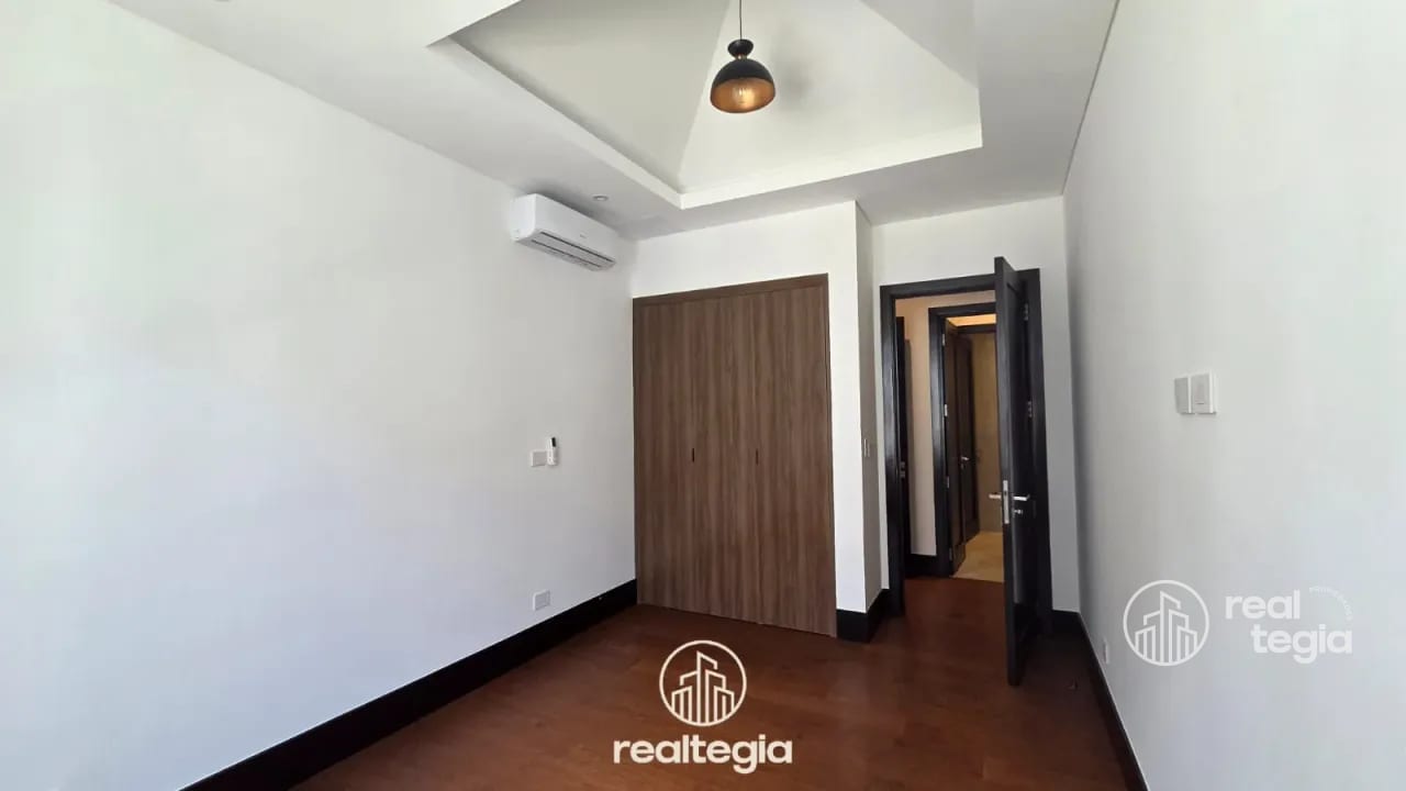 Penthouse Nogales de Cayalá Zona 16 — Apartamento en Alquiler en Zona 16, Guatemala, Ciudad — foto 10 de 14