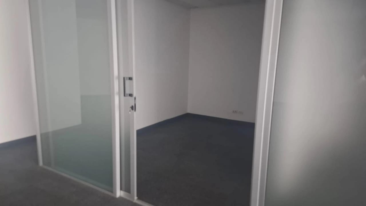 Oficina en Renta Zona 10 cod.DO36496 — Oficina en Alquiler en Zona 10, Guatemala, Ciudad — foto 4 de 9