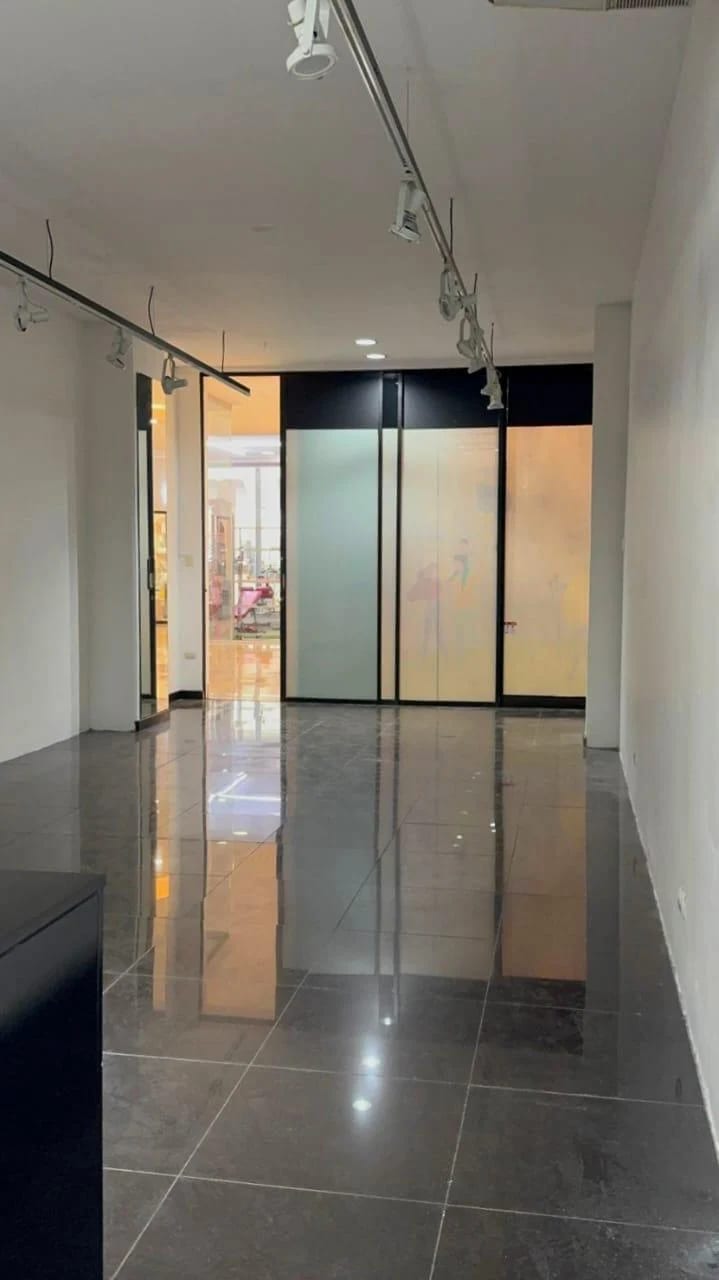 Local comercial en Venta Zona 10 cod.CA36518 — Local en Venta en Zona 10, Guatemala, Ciudad — foto 2 de 5