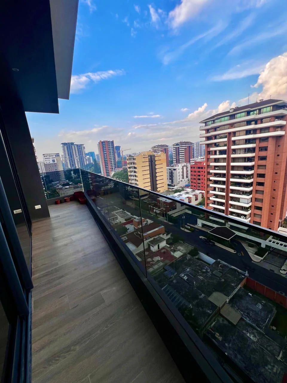 Apartamento Amueblado en Renta Zona 14 cod.CA36730 — Apartamento en Alquiler en Zona 14, Guatemala, Ciudad — foto 11 de 13