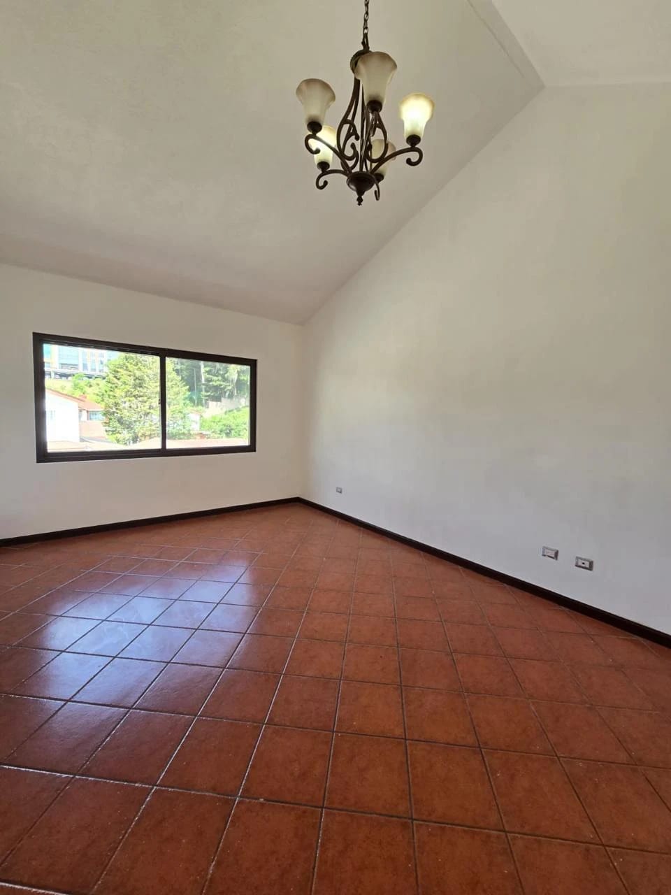Casa en Venta Carretera a San José Pinula cod. CC36754 — Casa en Venta en Carretera a El Salvador, Guatemala, Ciudad — foto 3 de 13
