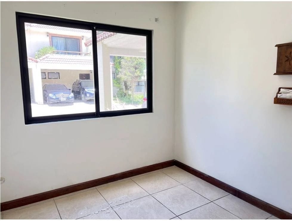 Casa en Renta Zona 16 COD.CC36760 — Casa en Alquiler en Zona 16, Guatemala, Ciudad — foto 3 de 17