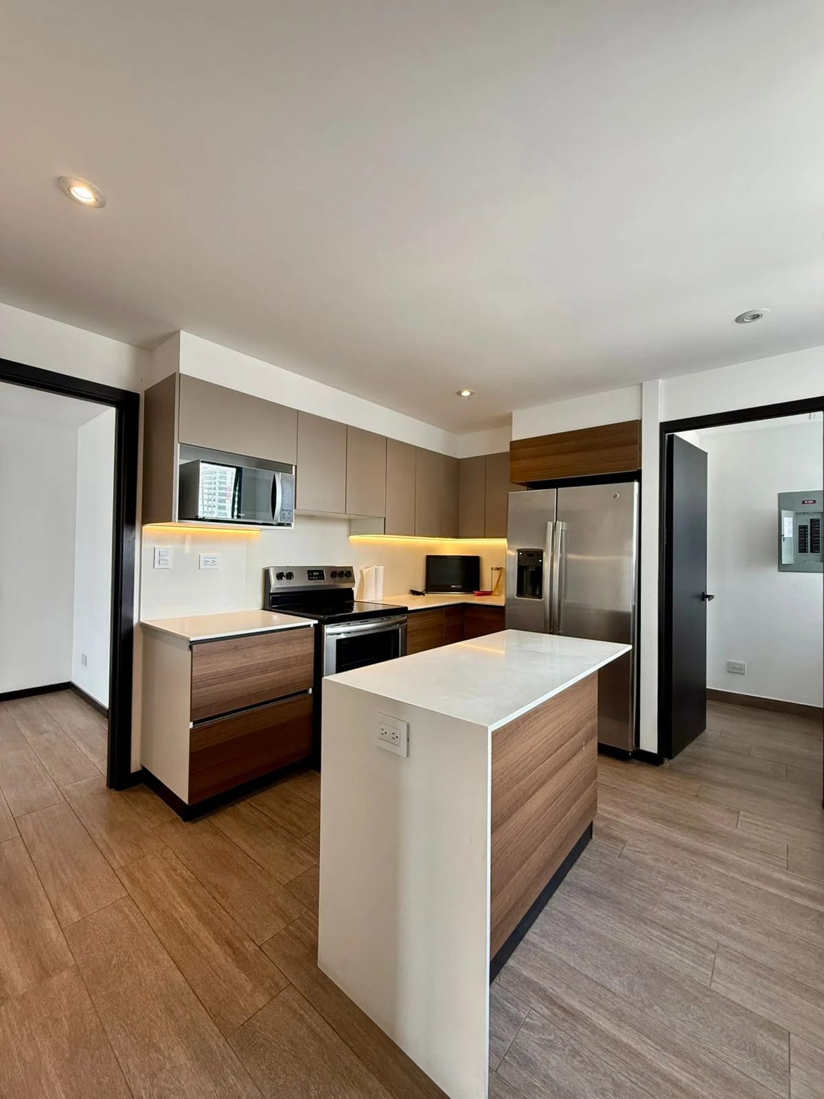 Apartamento en Venta Zona 10 cod. CA36771 — Apartamento en Venta en Zona 10, Guatemala, Ciudad — foto 1 de 10