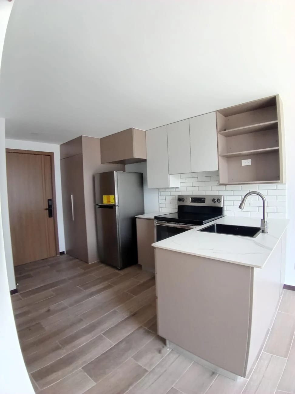 Apartamento en Venta Zona 10 Ideal Inversionista COD.CA36775 — Apartamento en Venta en Zona 10, Guatemala, Ciudad — foto 3 de 16