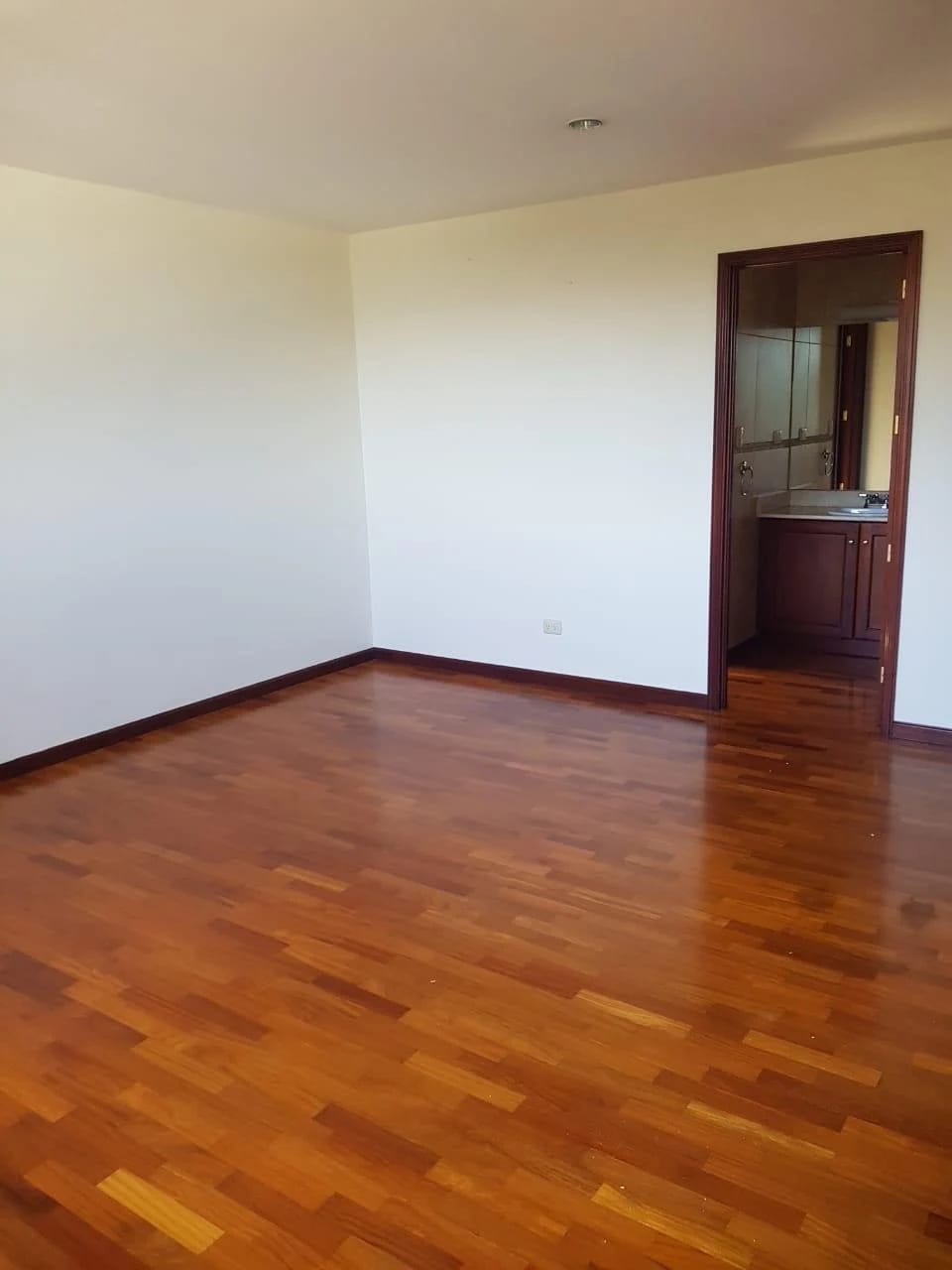Apartamento en Renta Zona 15 cod.CA37078 — Apartamento en Alquiler en Zona 10, Guatemala, Ciudad — foto 3 de 7