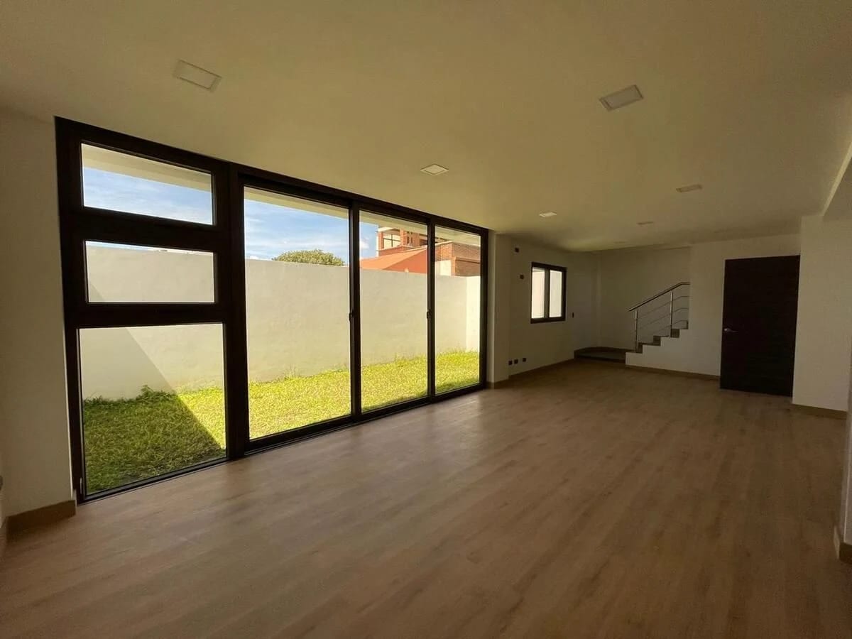 Vendo casa dentro de condominio en zona 15 — Casa en Venta en Zona 15, Guatemala, Ciudad — foto 10 de 10
