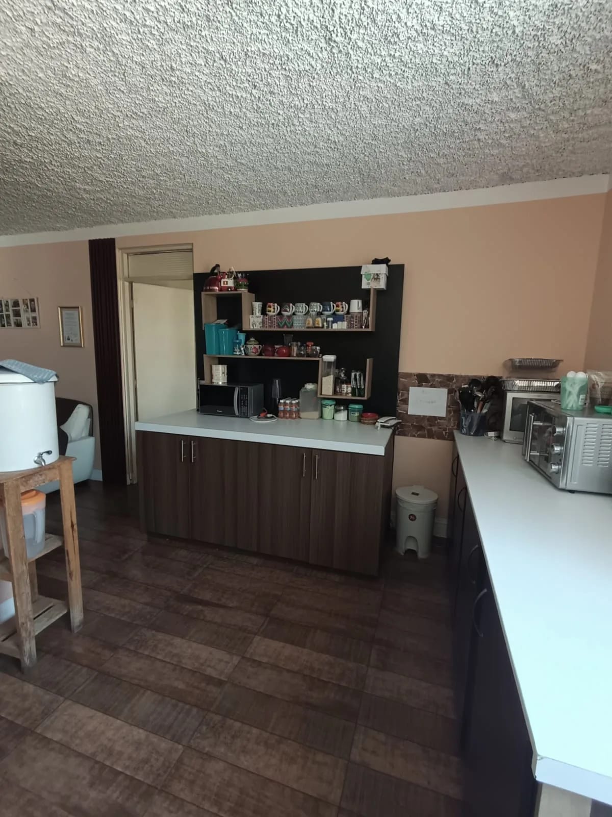 VENTA Casa con suelo comercial en zona 15 — Casa en Venta en Colonia El Maestro, Zona 15, Guatemala, Ciudad — foto 2 de 17