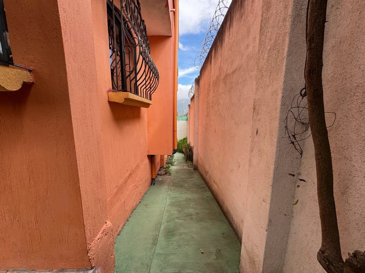 Casa en VENTA Villas de Santiago II, Ciudad Vieja Antigua Guatemala — Casa en Venta en Cortijo de Las Flores, Ciudad Vieja, Sacatepéquez — foto 5 de 17
