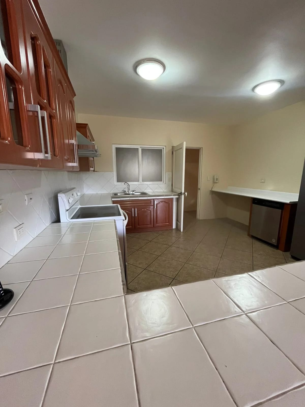 Apartamento en Renta – Zona 14 — Apartamento en Alquiler en Terranova, Zona 14, Guatemala, Ciudad — foto 10 de 12