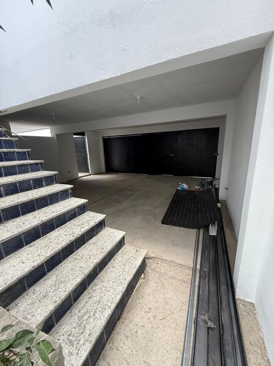 Casa recién remodelada en San Cristóbal — Casa en Venta en Pinares de San Cristobal, Zona 8 Mixco, Guatemala, Ciudad — foto 5 de 17