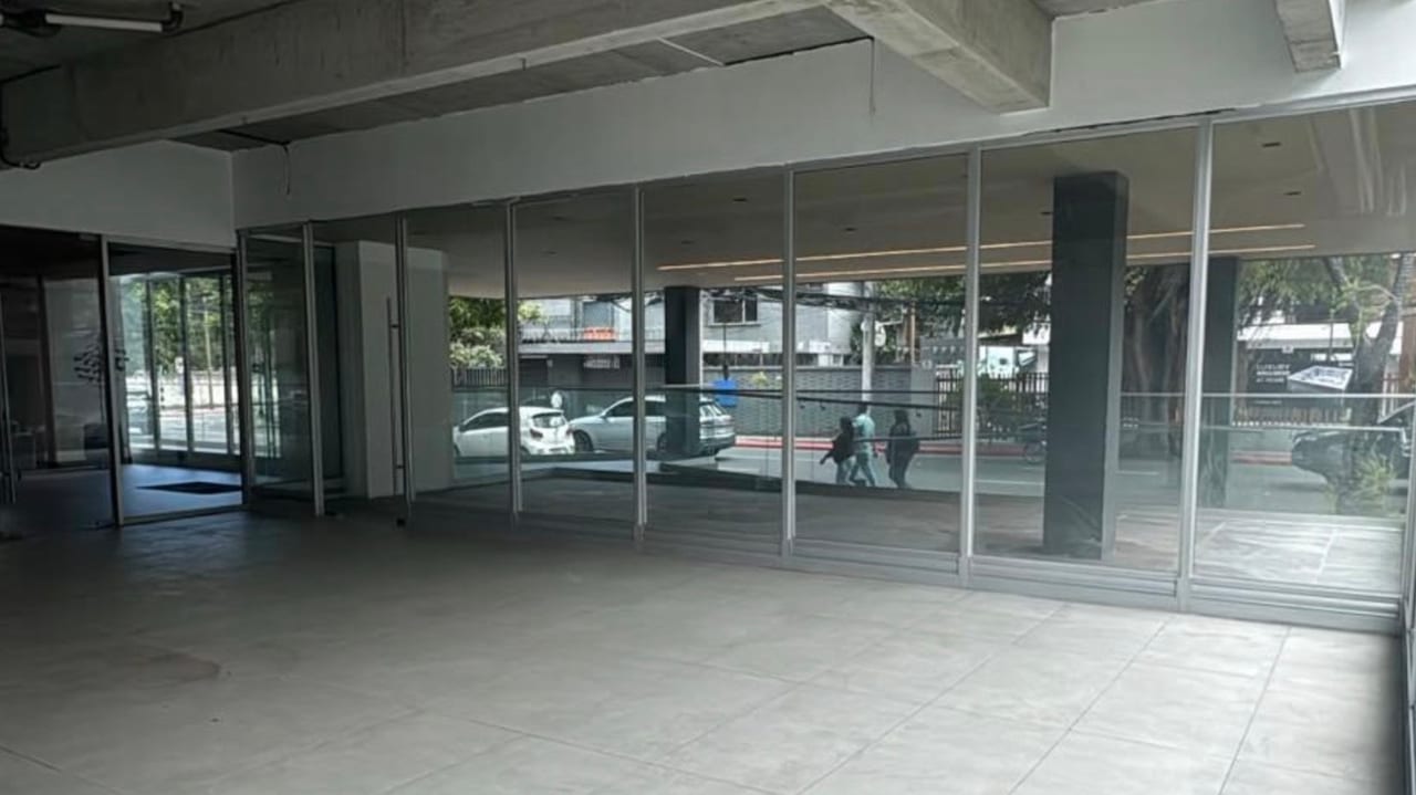 Local en Renta - Vasanta Plaza — Local en Alquiler en Vasanta, Zona 10, Guatemala, Ciudad — foto 1 de 6