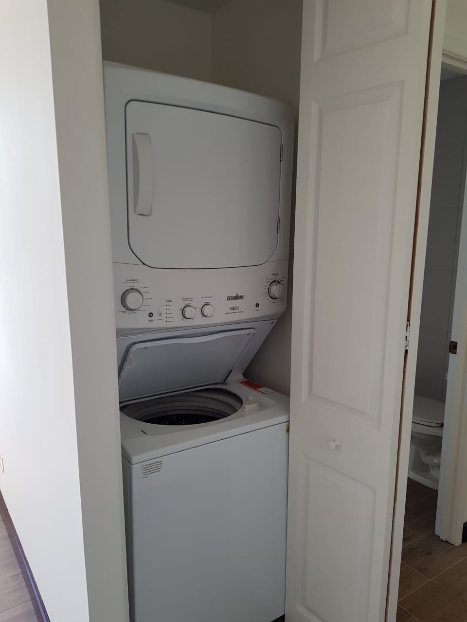 Apartamento en Renta – Edificio Santorini, Zona 14 — Apartamento en Alquiler en Santorini, Zona 14, Guatemala, Ciudad — foto 3 de 10