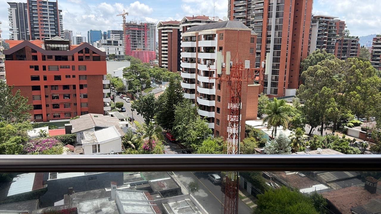 Apartamento en renta - Santa Inés zona 14 — Apartamento en Alquiler en Santa Inés, Zona 14, Guatemala, Ciudad — foto 12 de 17