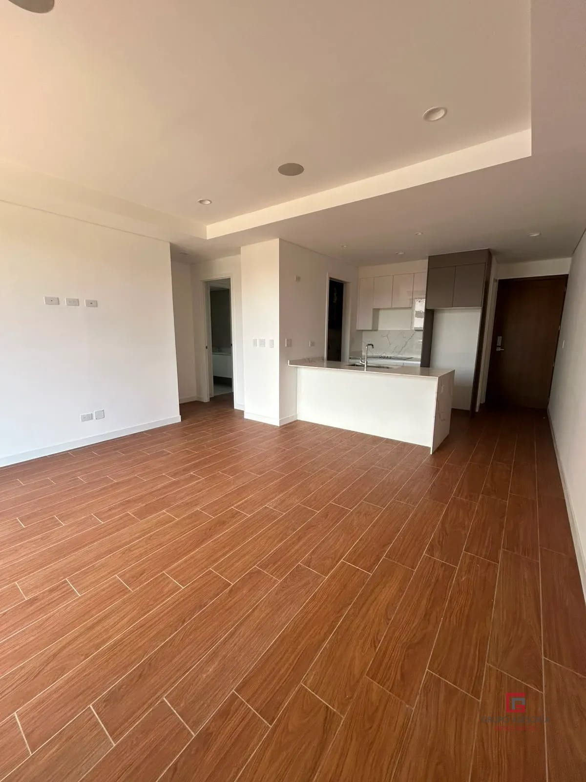 Espectacular apartamento en renta Ferré Diez — Apartamento en Alquiler en Ferré Diez, Zona 10, Guatemala, Ciudad — foto 2 de 16