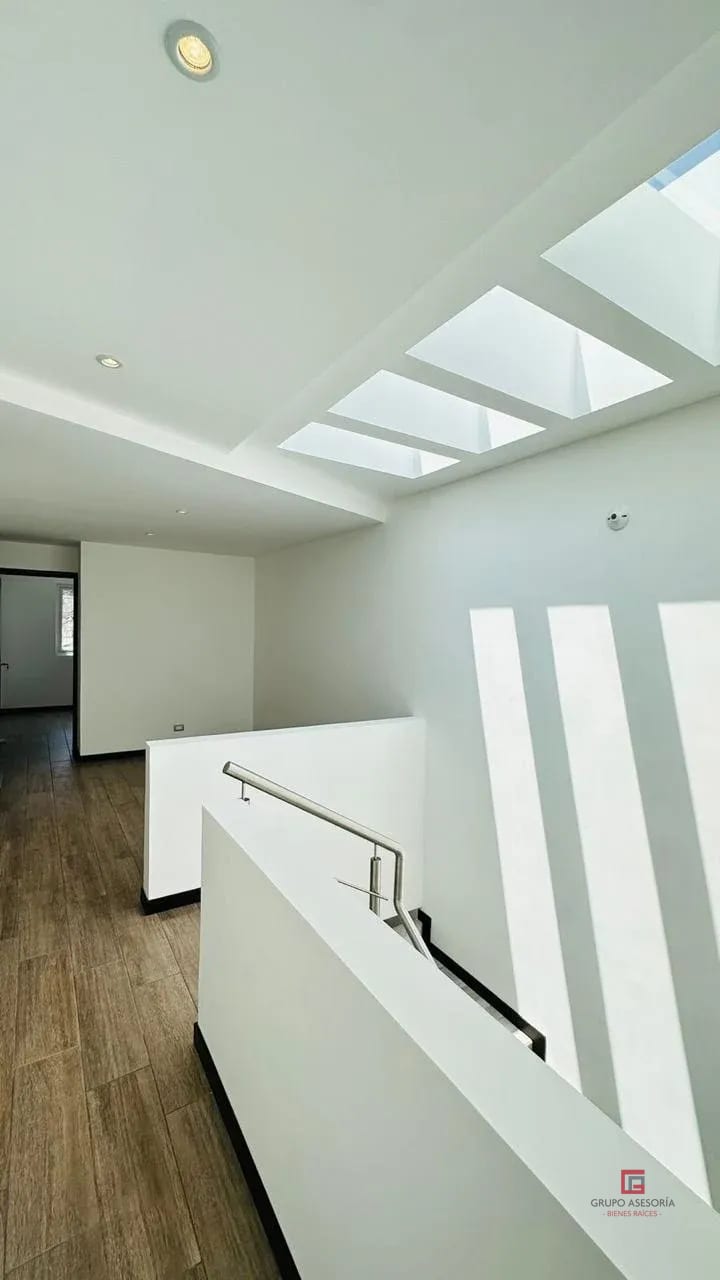 Moderna Casa en Venta Sector B1 San Cristóbal — Casa en Venta en Zona 8 Mixco, Guatemala, Ciudad — foto 16 de 16