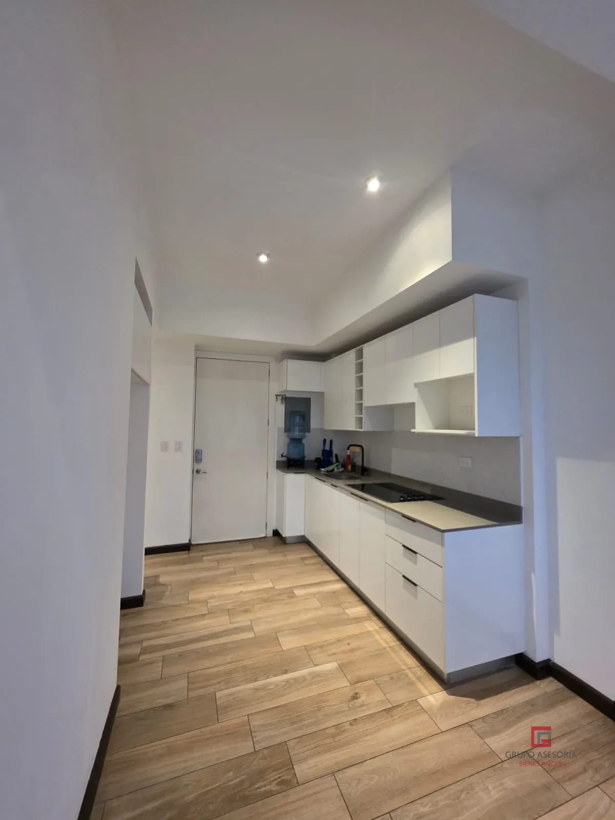 Apartamento en renta zona 13 — Apartamento en Alquiler en N Américas, Zona 13, Guatemala, Ciudad — foto 3 de 16