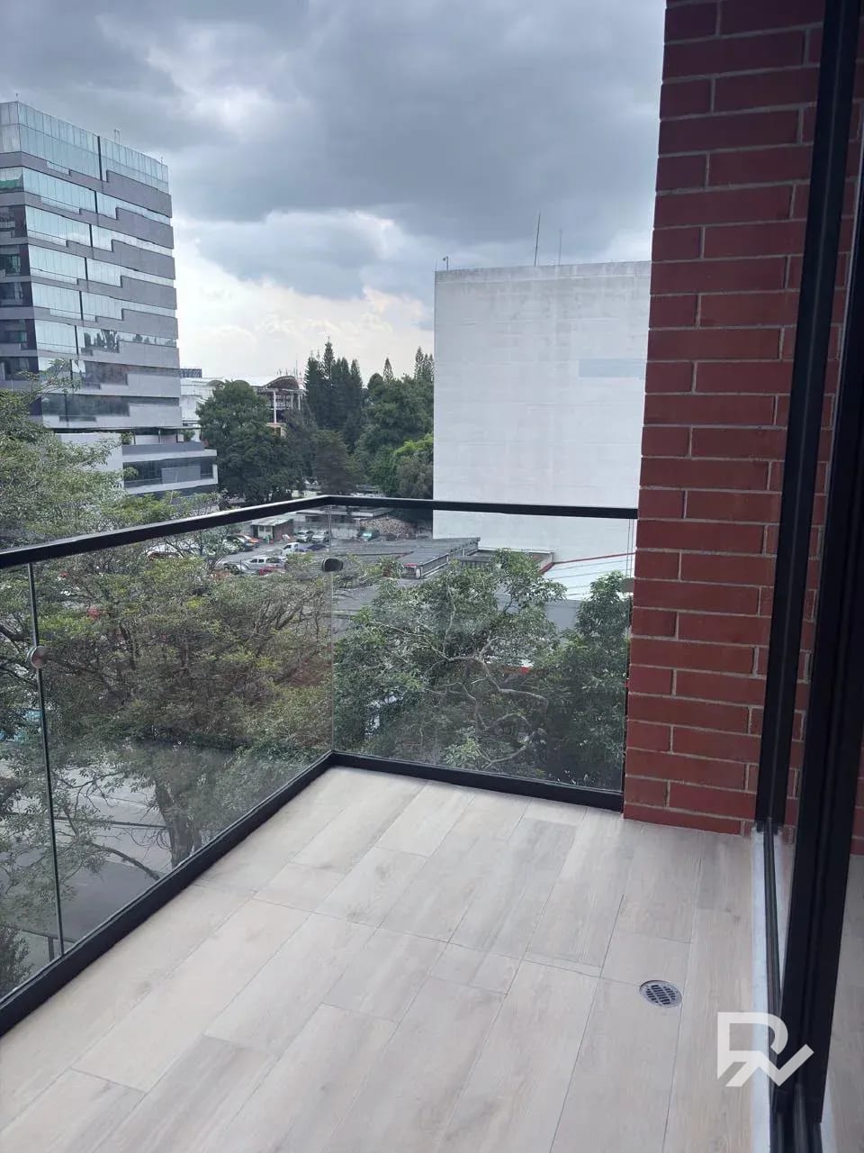 Apartamento en Renta | Ferre Diez – Zona 10 — Apartamento en Alquiler en Zona 10, Guatemala, Ciudad — foto 14 de 17