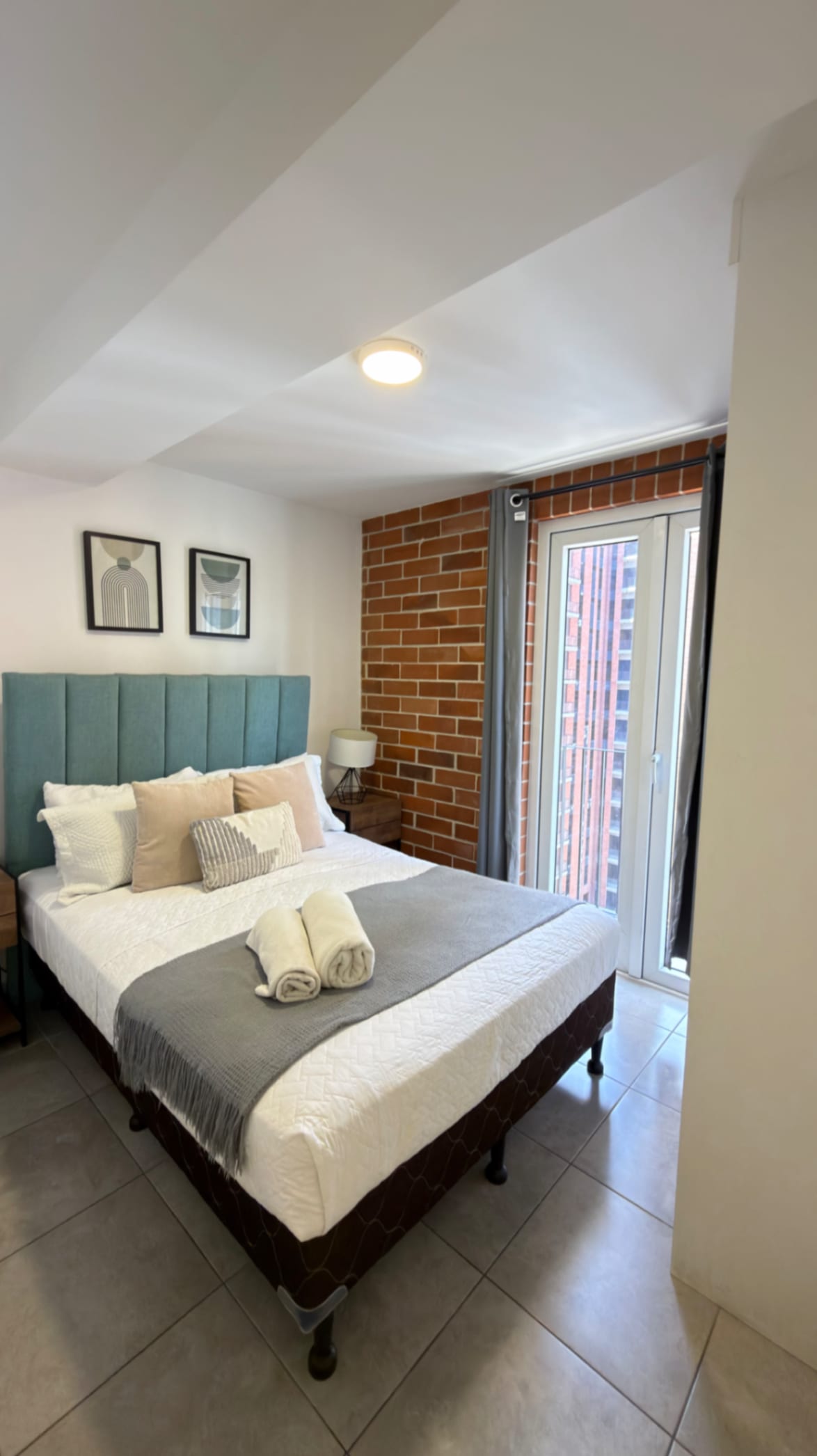 RENTA DE APARTAMENTO AMUEBLADO MODRA Z.4 — Apartamento en Alquiler en Modra, Zona 4, Guatemala, Ciudad — foto 4 de 17