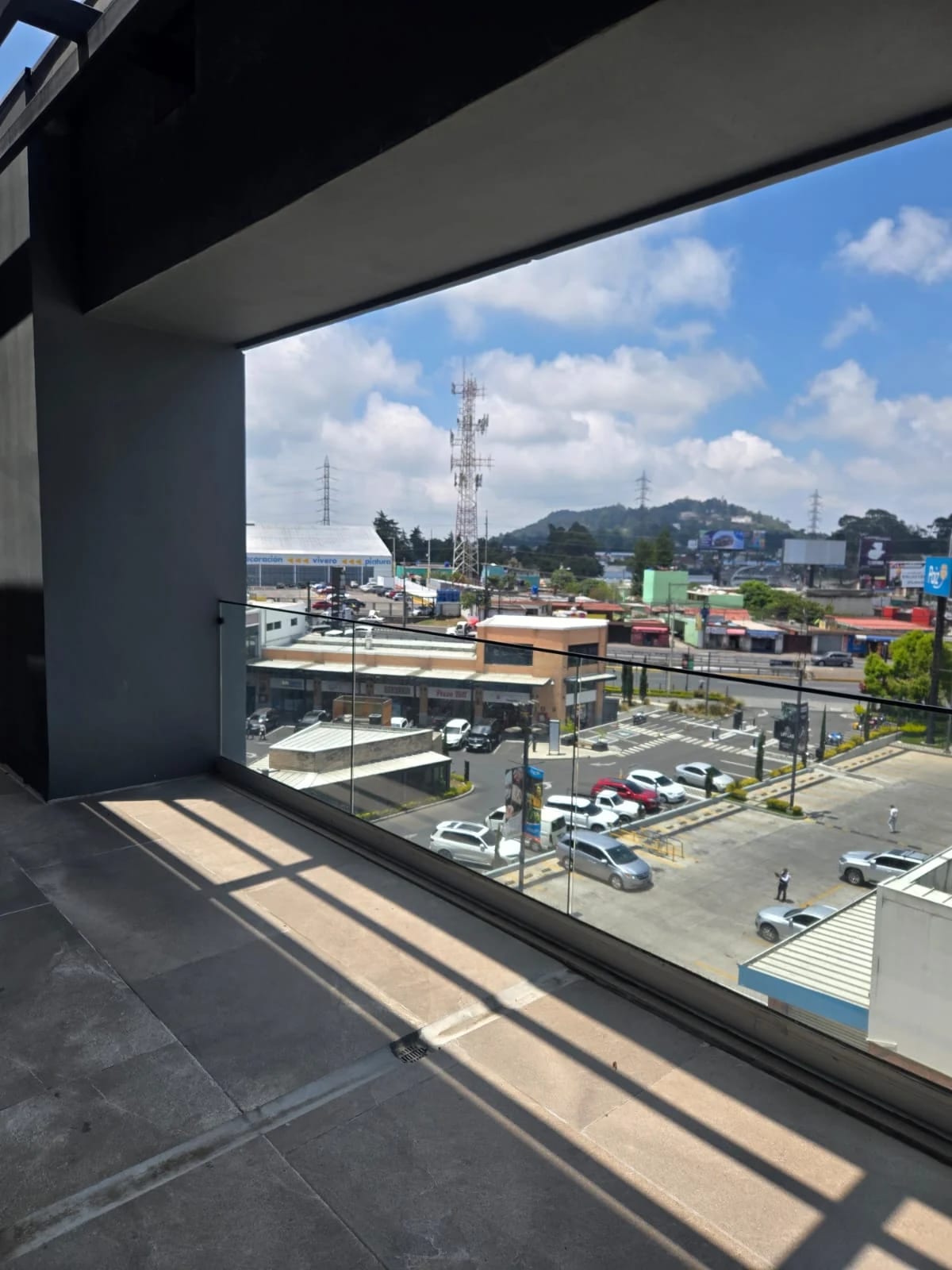 Oficina en renta Vilaflor — Oficina en Alquiler en Carretera a El Salvador, Guatemala, Ciudad — foto 4 de 8