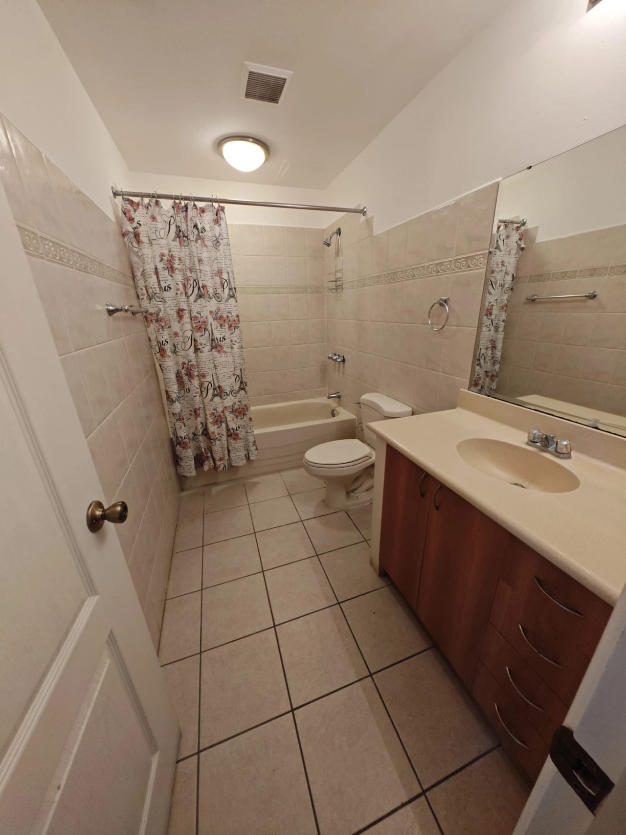 Apartamento en Santorini américas, excelente ubicación — Apartamento en Alquiler en Zona 14, Guatemala, Ciudad — foto 1 de 12