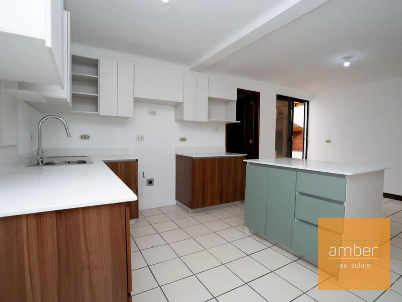 Casa en San Miguel II, Km.16.5 CAES — Casa en Venta en Carretera a El Salvador, Guatemala, Ciudad — foto 4 de 10