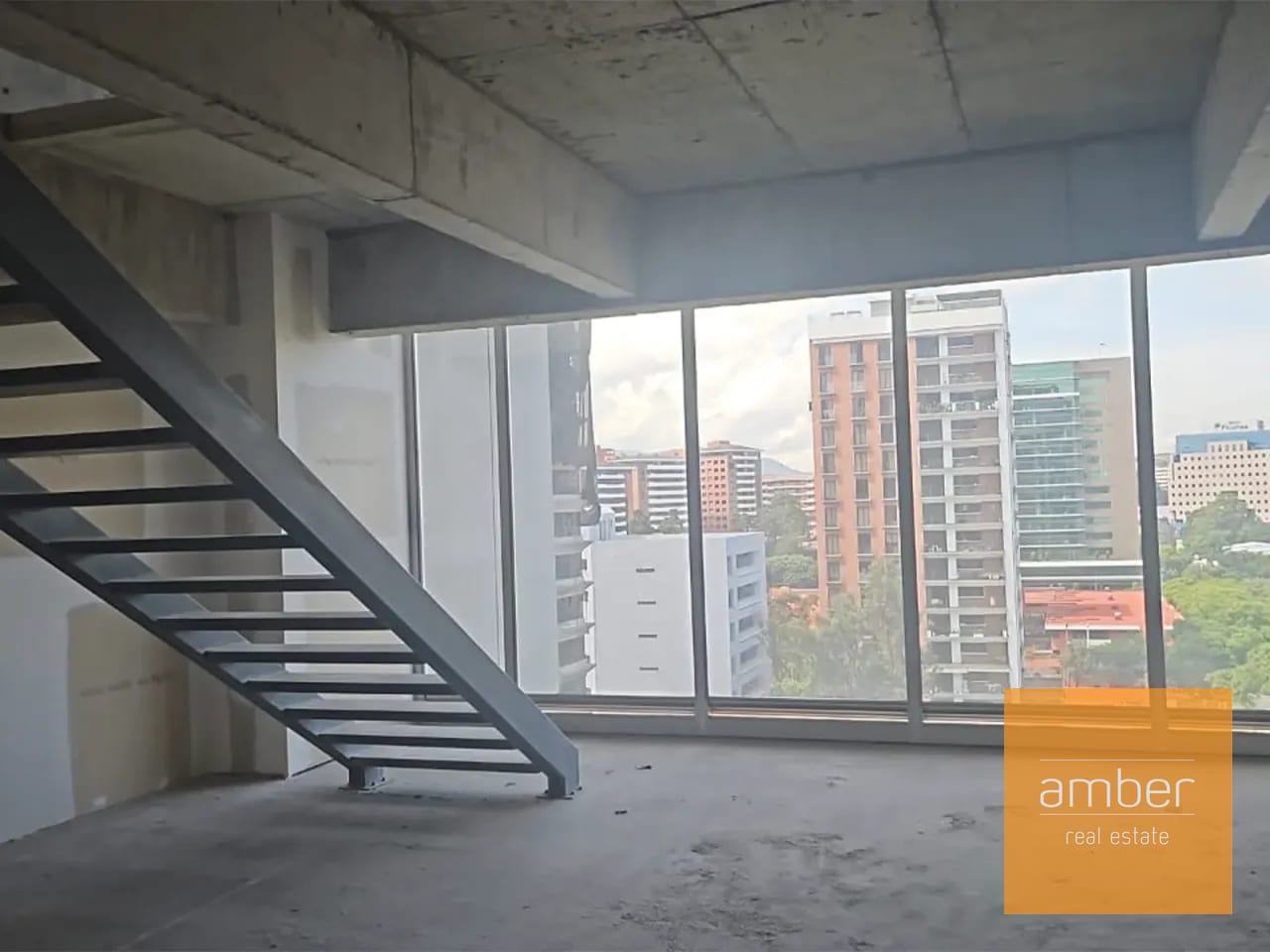 Oficina en Vasanta, zona 10 — Oficina en Venta en Vasanta, Zona 10, Guatemala, Ciudad — foto 2 de 6