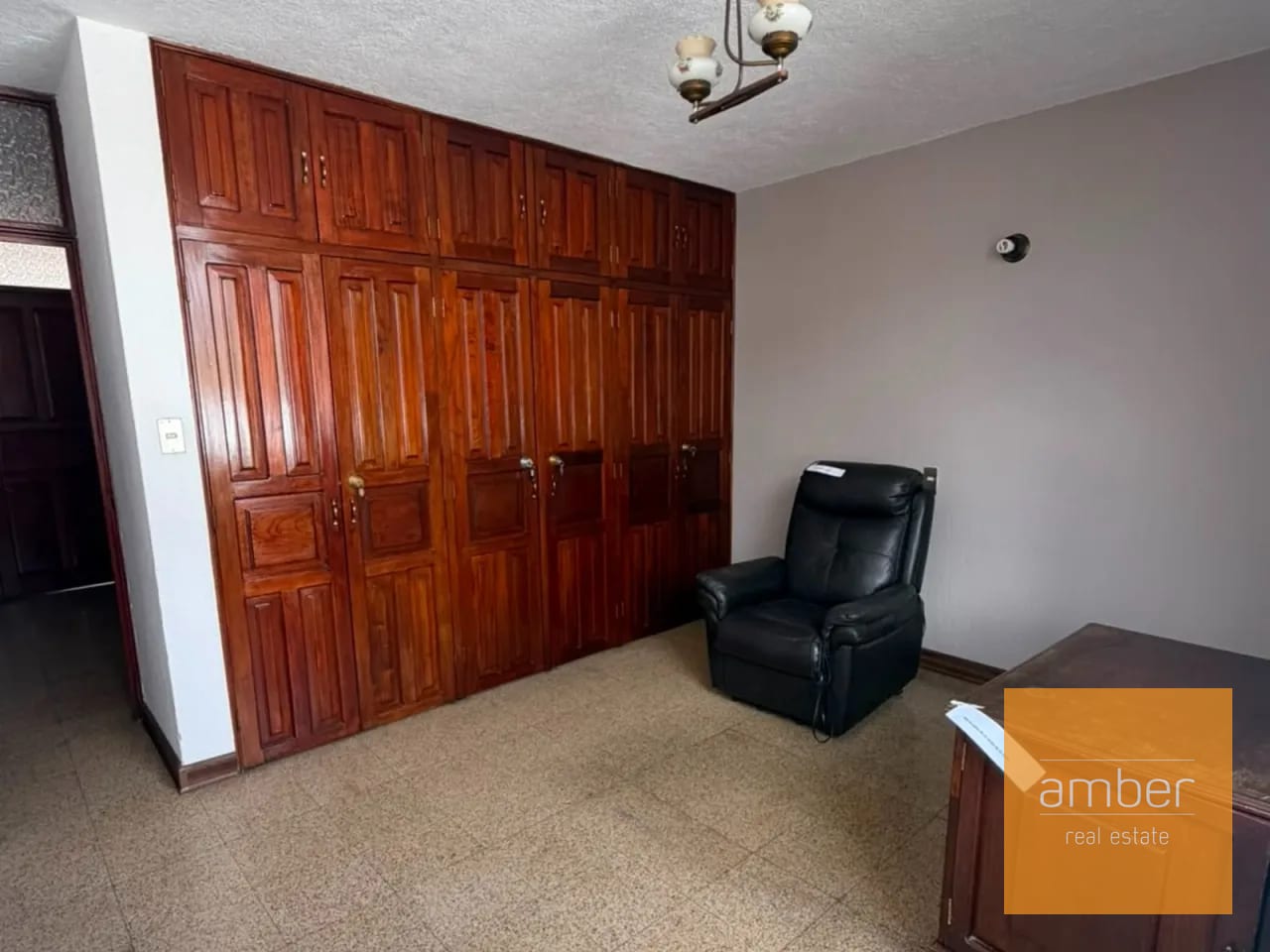 Casa en zona 1 — Casa en Venta en Zona 1, Guatemala, Ciudad — foto 6 de 8