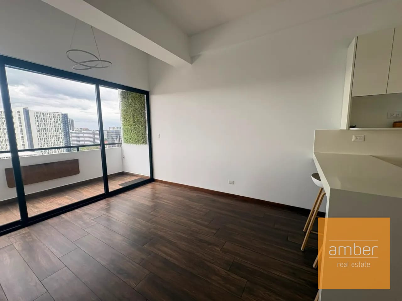 Apartamento en Casa Acueducto, zona 10 — Apartamento en Venta en Casa Acueducto, Zona 10, Guatemala, Ciudad — foto 2 de 14