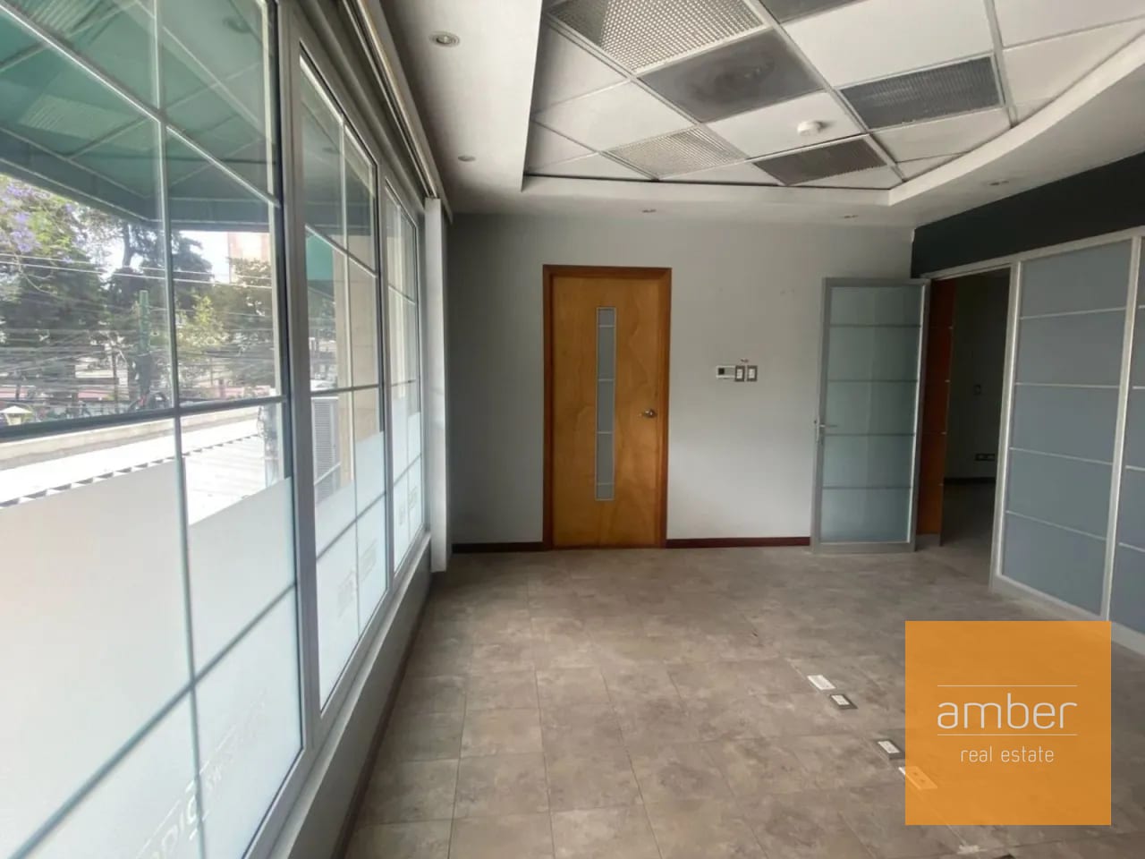 Oficina en Casa Veranda, Zona 10 — Oficina en Alquiler en Zona 10, Guatemala, Ciudad — foto 9 de 9