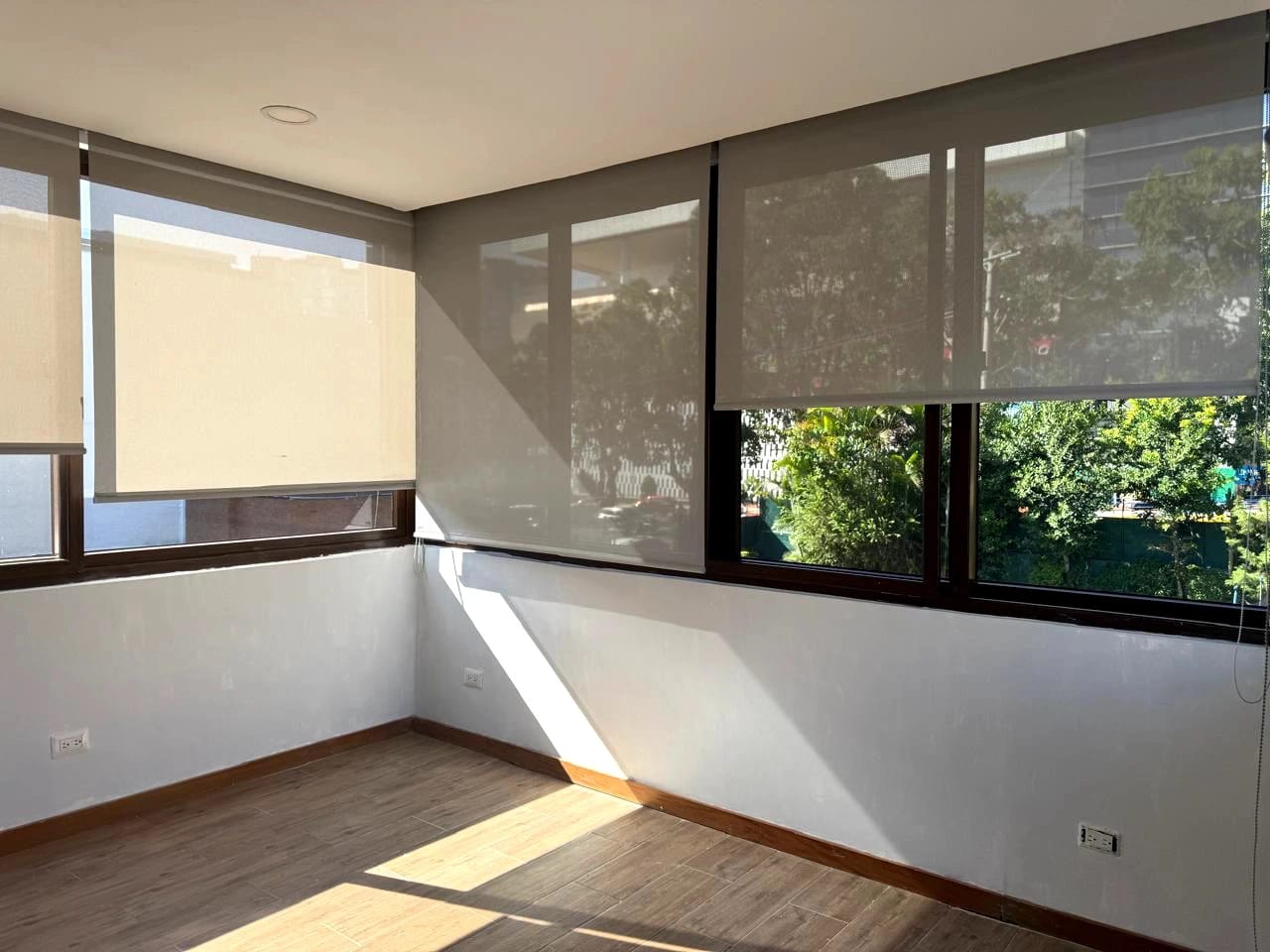 Casa en Alquiler | Zona Pradera, Zona 10 — Casa en Alquiler en Zona Pradera, Zona 10, Guatemala, Ciudad — foto 2 de 17