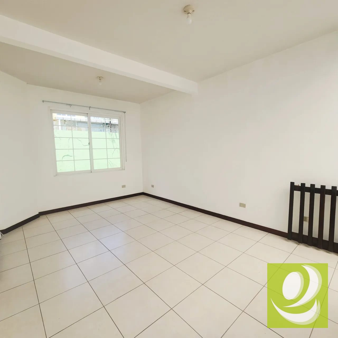 Vendo Casa en CAES ENTRE VERDES — Casa en Venta en Entreverdes, Carretera a El Salvador, Guatemala, Ciudad — foto 2 de 9