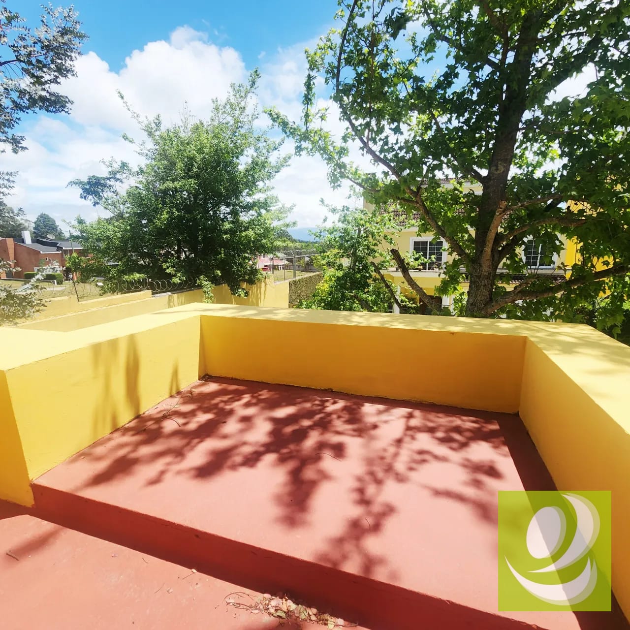 Vendo Casa en CAES ENTRE VERDES — Casa en Venta en Entreverdes, Carretera a El Salvador, Guatemala, Ciudad — foto 4 de 9