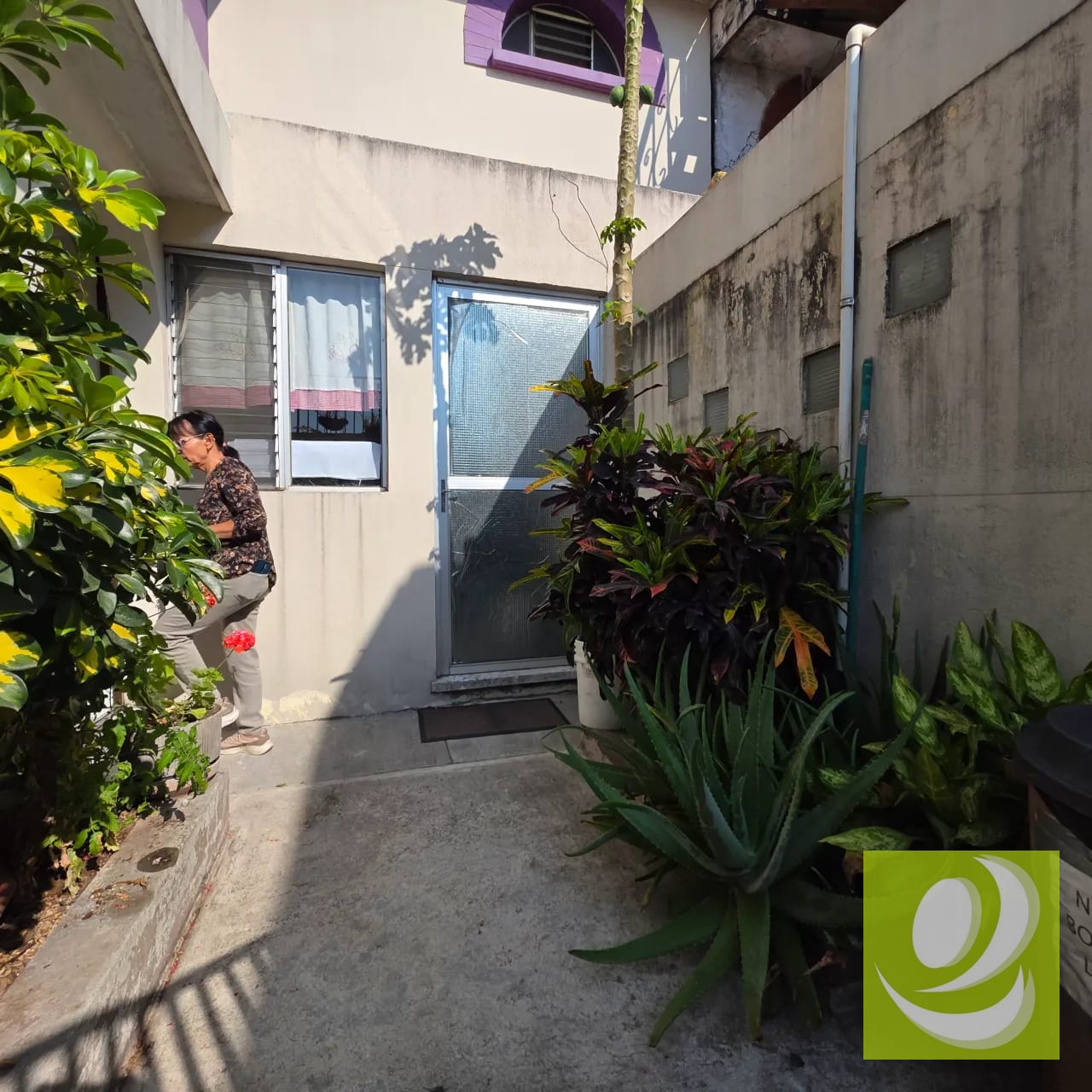 Vendo casa comercial en Valle del Sol Z. 4 de Mixco — Casa en Venta en Bosques de San Nicolás, Zona 4 Mixco, Guatemala, Ciudad — foto 5 de 11