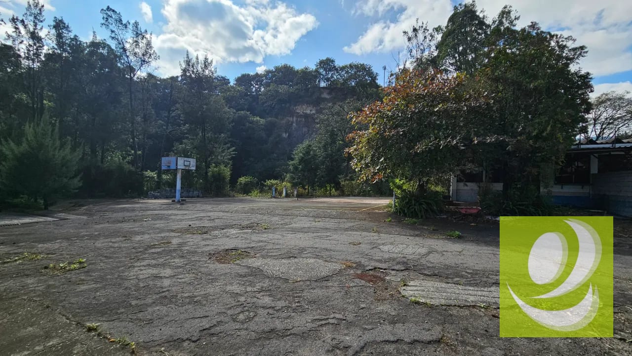 RENTO EDIFICIO COMERCIAL HORIZONTAL CERCA DE BOULEVARD VILLA DEPORTIVA ZONA 8 DE MIXCO — Edificio en Alquiler en Zona 8 Mixco, Guatemala, Ciudad — foto 3 de 4