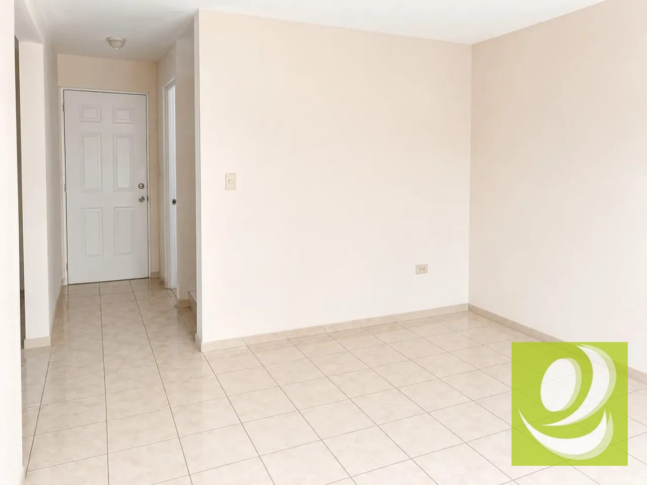 Casa en Venta – Condado Catalina, Villa Nueva Precio: Q1,100,000 Código: PVC-002-04-26 — Casa en Venta en Condado Catalina, Villa Nueva, Guatemala, Ciudad — foto 3 de 10