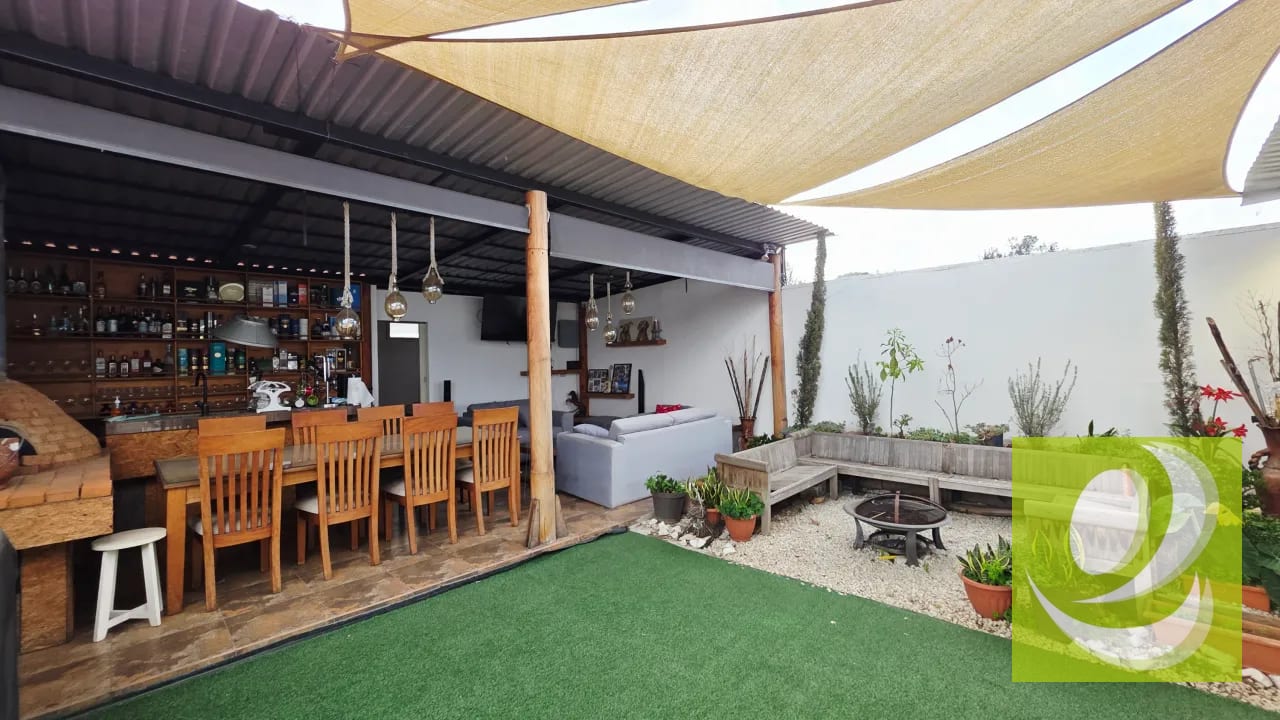 🏡 Casa en Venta – Sector B4, Blvd. San Cristóbal, Mixco Precio de venta: Q2,500,000 Código: PVC-007-03-25 — Casa en Venta en Zona 8 Mixco, Guatemala, Ciudad — foto 14 de 17
