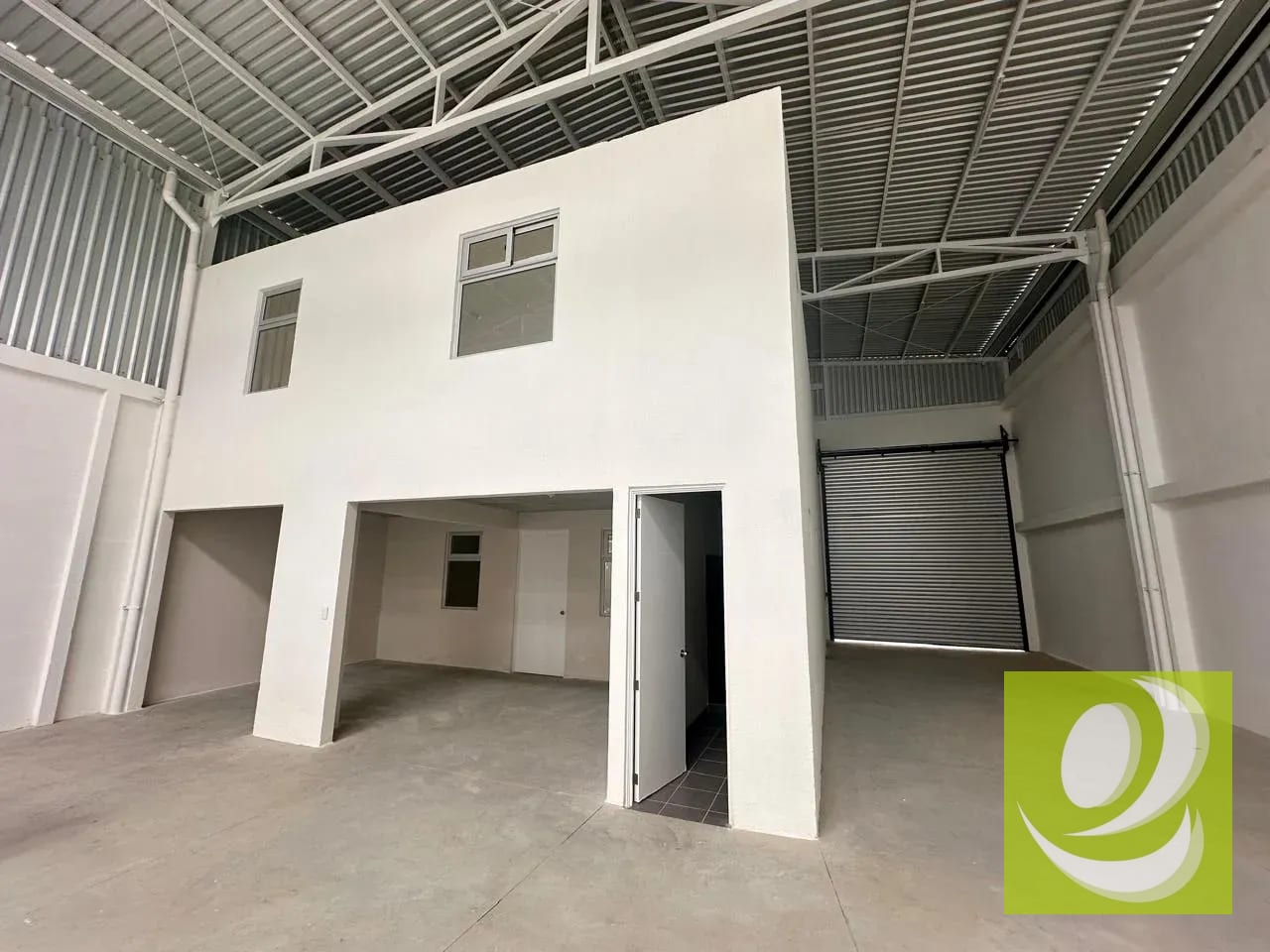 🏢 SE RENTA BODEGA COMERCIAL CON ACCESO CERCANO A LA VAS | CAES – FRAIJANES 🚛✨ — Bodega / Ofibodega en Alquiler en Fraijanes, Carretera a El Salvador, Guatemala, Ciudad — foto 1 de 5