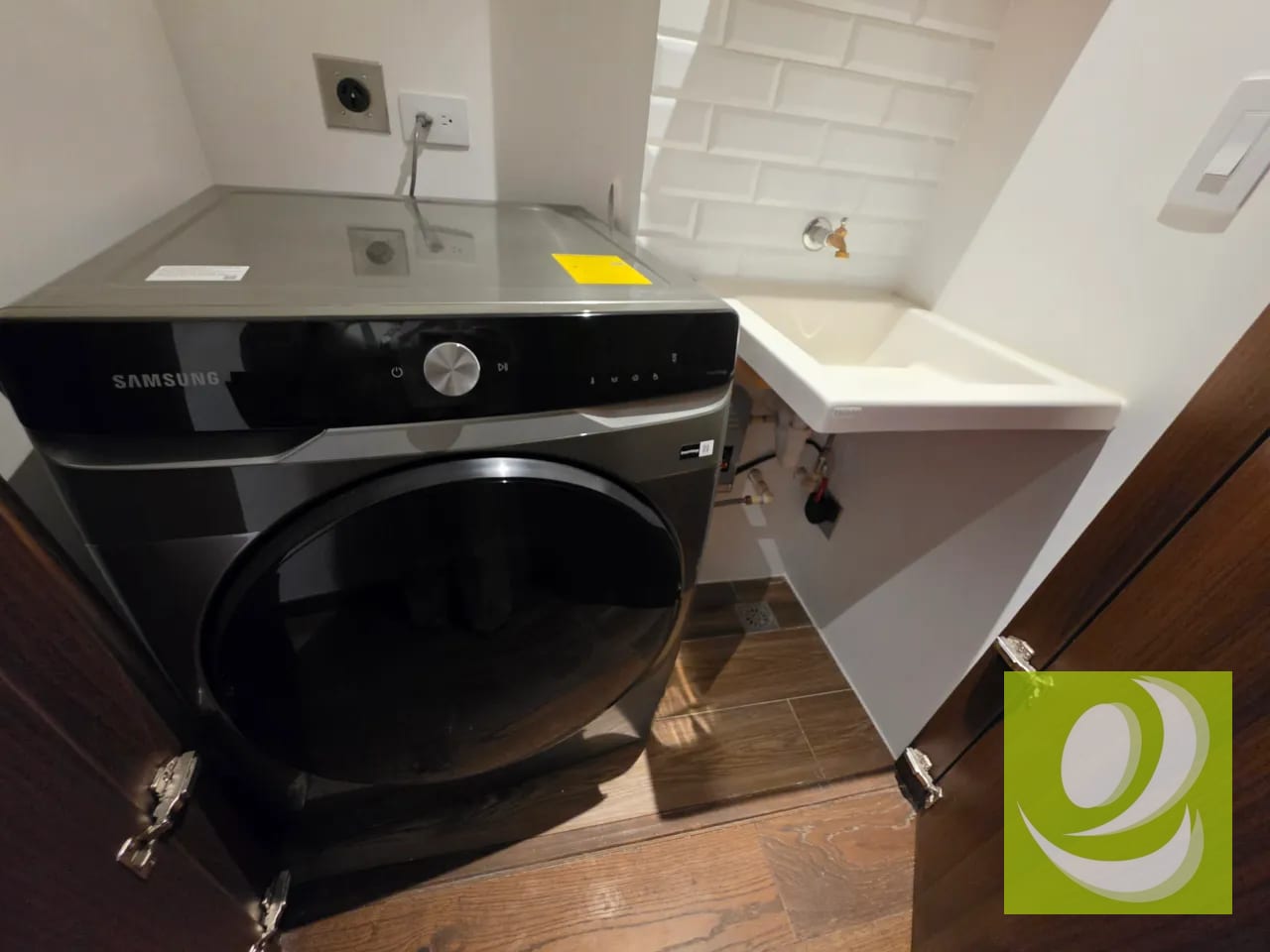 Apartamento en VENTA O RENTA zona 10 con linea blanca — Apartamento en Venta en Atarah, Zona 10, Guatemala, Ciudad — foto 7 de 17