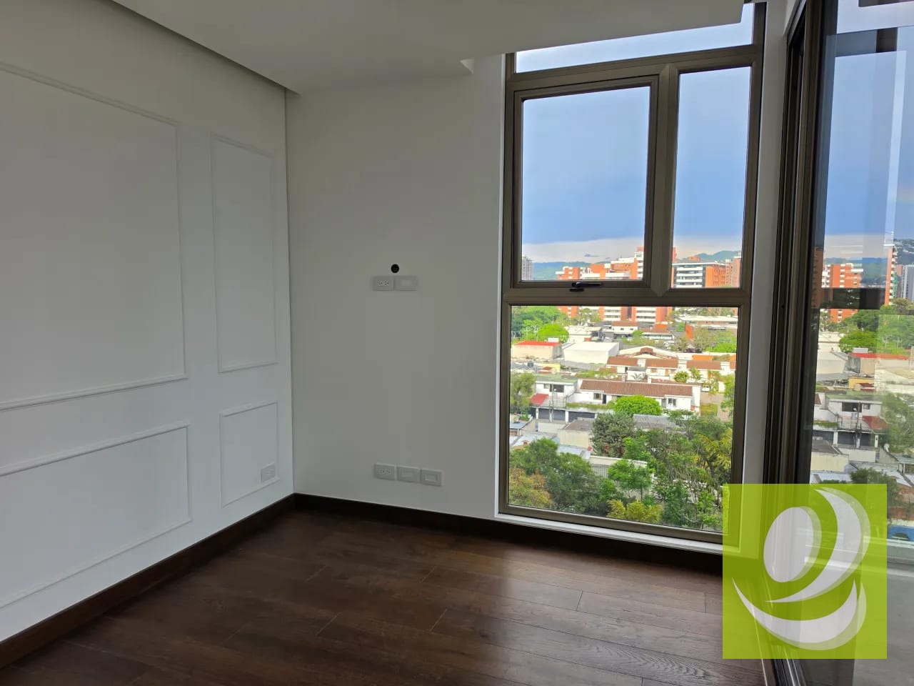 APARTAMENTO EN VENTA/RENTA EN ZONA 10 ATARAH — Apartamento en Venta en Andares Doce, Zona 10, Guatemala, Ciudad — foto 4 de 9